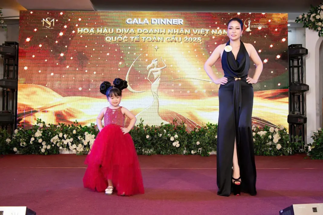 Hoa hậu Nhân ái Hằng Nguyễn muốn con gái lớn lên trong tình yêu và niềm tin vào những điều tử tế