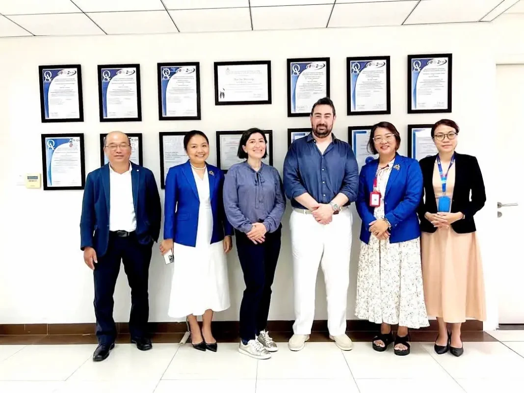 Vá lỗ hổng kinh doanh thời trang